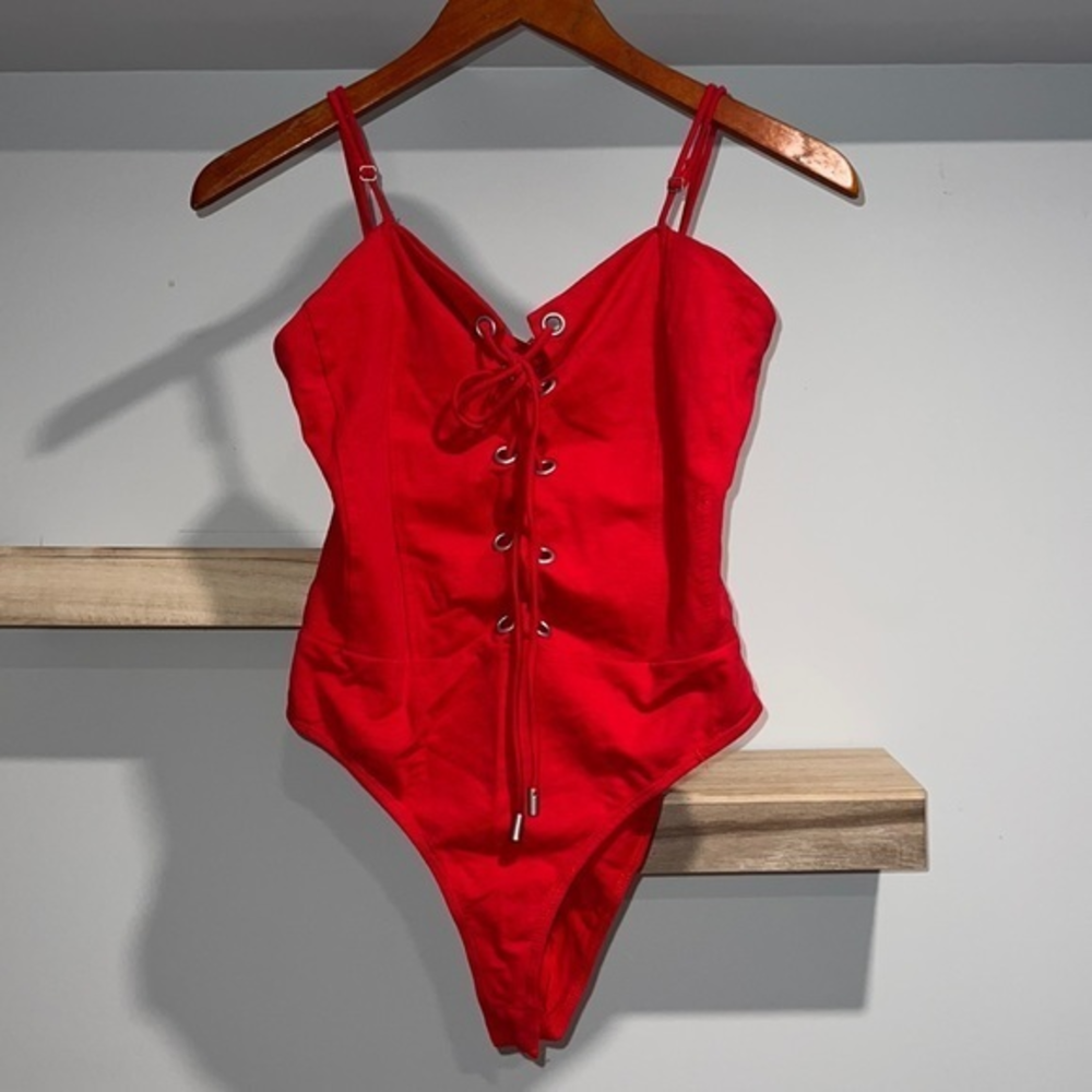 red lace‎ up forever 21 bodysuit
